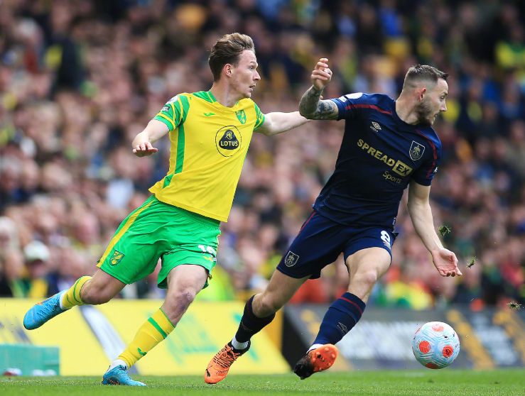  伯恩利保级生死战告捷，戴奇战术制胜南安普敦